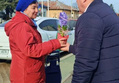 Gest de apreciere pentru doamne și domnișoare, de 8 Martie, la Domnești