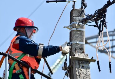 Lucrări de modernizare a rețelei electrice pe Strada Babol, în comuna Domnești